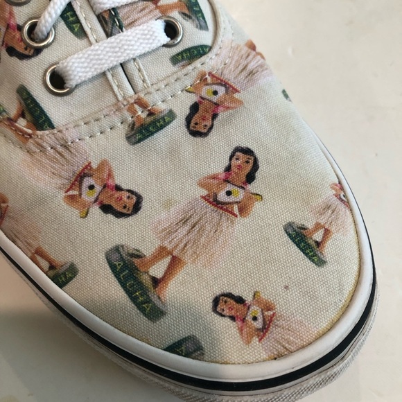 Vans Hula Girl sneakers. Size 13. Off white shoes with dancing hula girls  luau - Picture 2 of 10